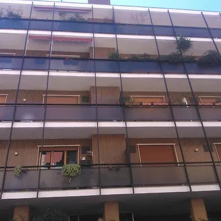 Corso Buenos Aires Studio Apartment *